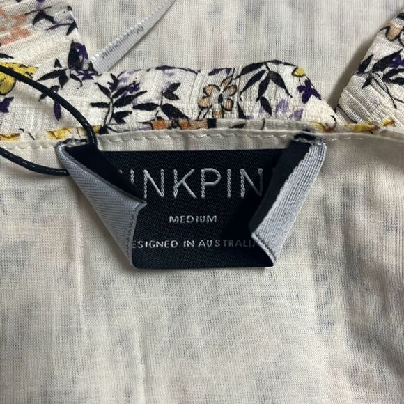 Minkpink Surrey Crop Top Cream Yellow Floral Side Zip Smocked Medium NWT Boho - Picture 8 of 12